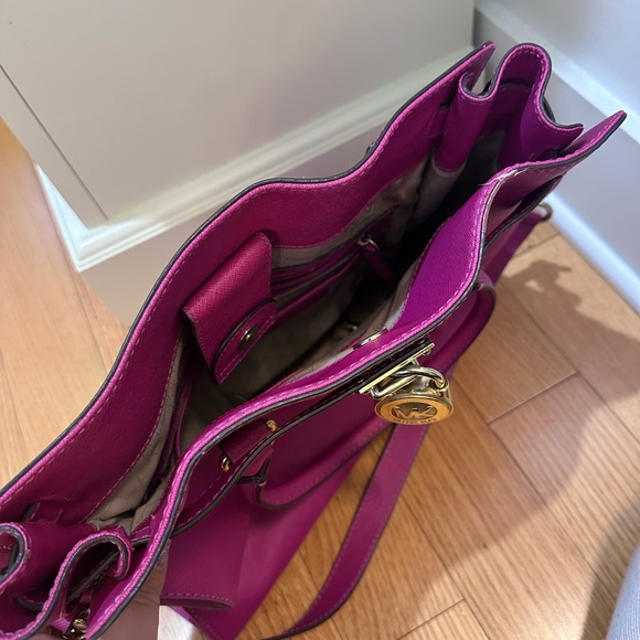 Authentic Michael Kors Pink Purse Shoulder Bag - Picture 10 of 10